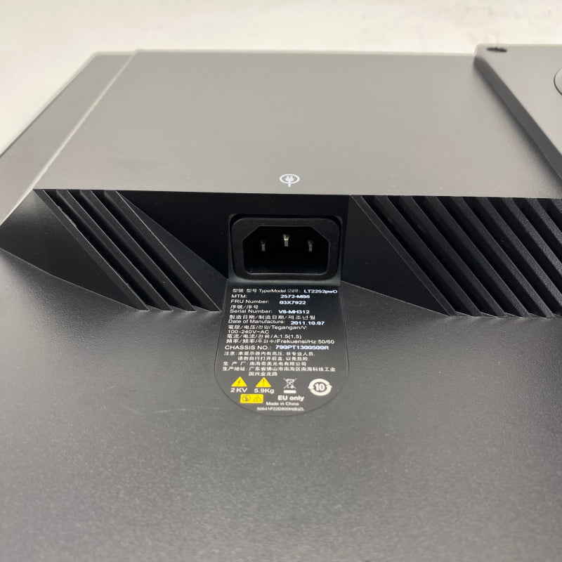 【中古モニター】22インチ メーカー LENOVO 型番 LT2252pwD 入力端子 DVI D-Sub Displayport 解像度 1680x1050 中古 液晶 モニター PC ディスプレイ