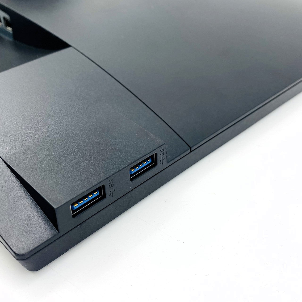 【中古モニター】23インチ メーカー DELL 型番 P2319H 入力端子 HDMI D-Sub Displayort 解像度 1920x1080 中古 液晶 モニター PC ディスプレイ