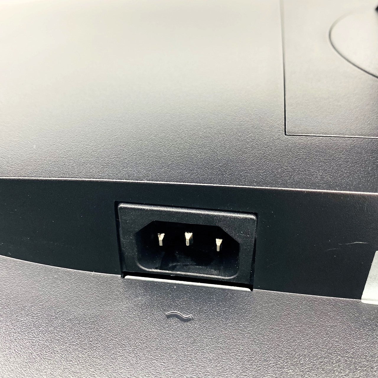 【中古モニター】23インチ メーカー DELL 型番 P2317H 入力端子 HDMI D-Sub Displayort 解像度 1920x1080 中古 液晶 モニター PC ディスプレイ