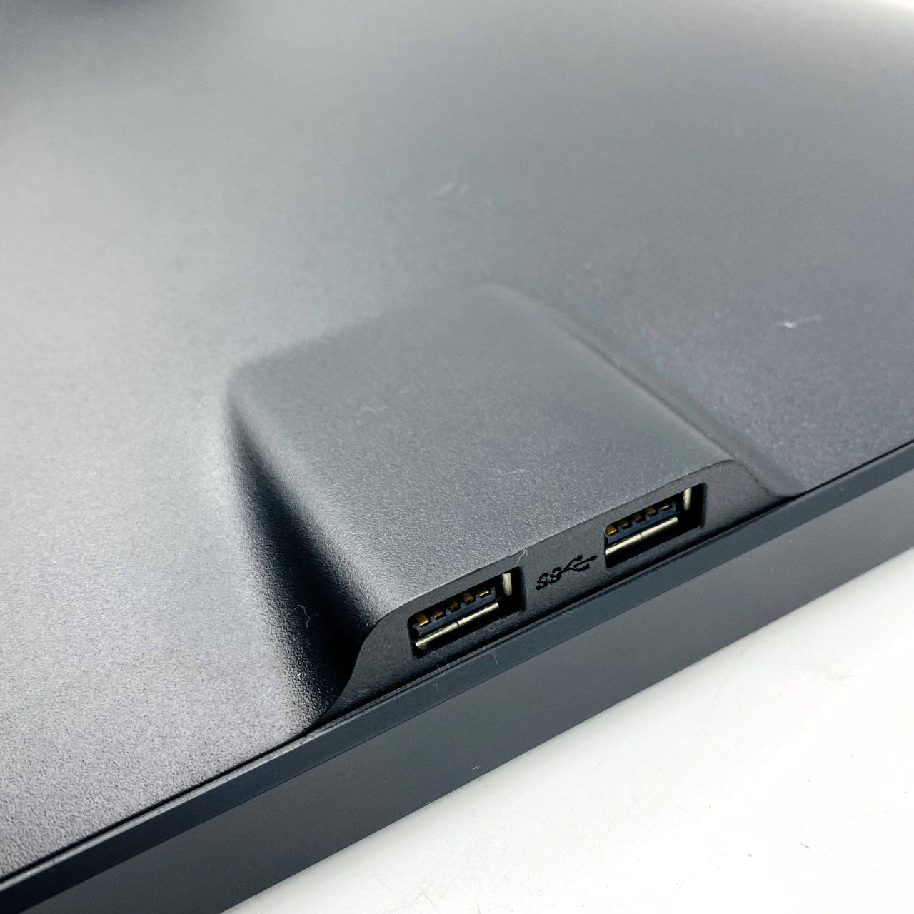 【中古モニター】29インチ メーカー DELL 型番 U2913WM 入力端子 HDMI D-Sub DVI DisplayPort 解像度 2560×1080 中古 液晶 モニター PC ディスプレイ