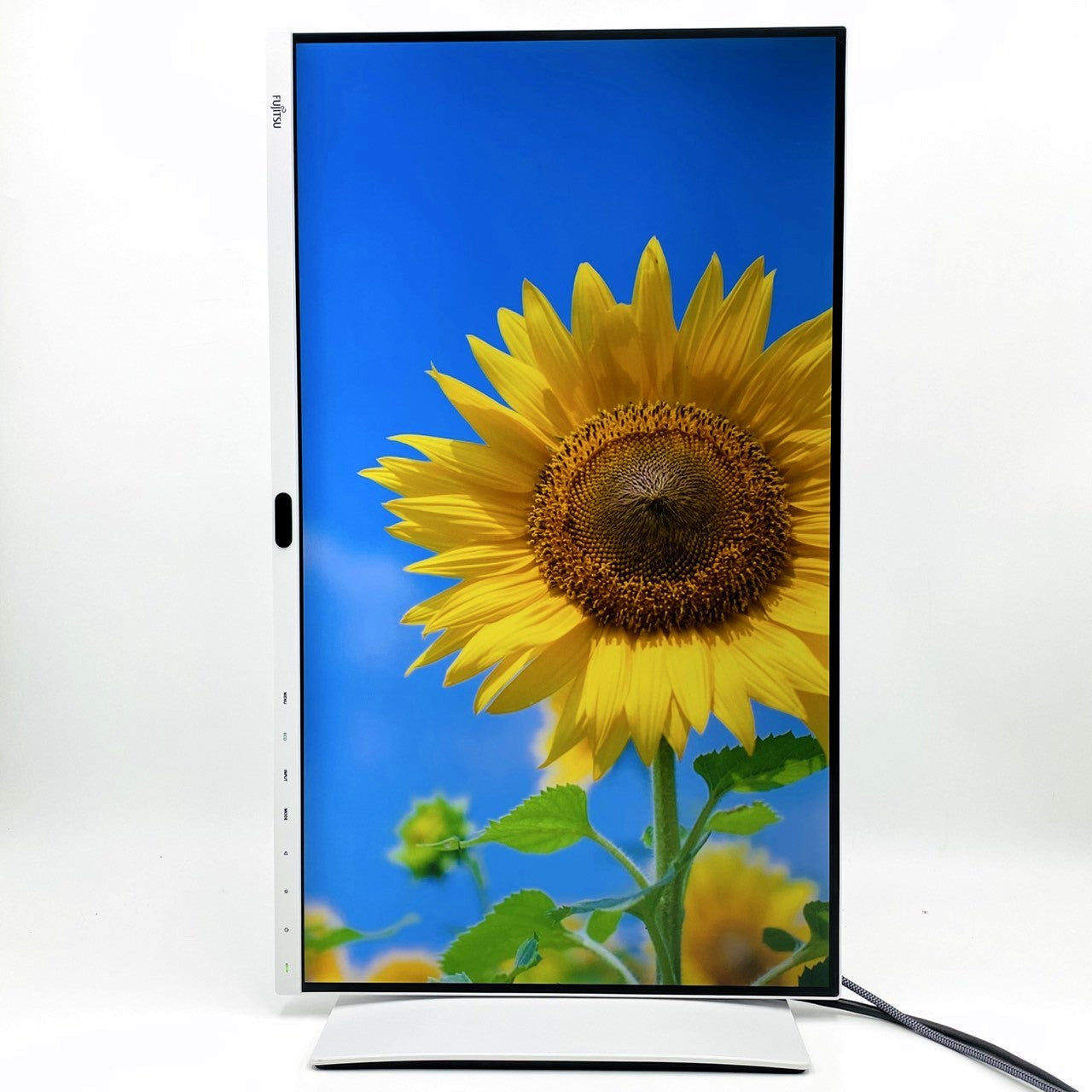 【中古モニター】27インチ メーカー FUJITSU 型番 VL-P27-8T 入力端子 HDMI Displayport DVI 解像度 2560×1440 Aランク 中古 液晶 モニター PC ディスプレイ