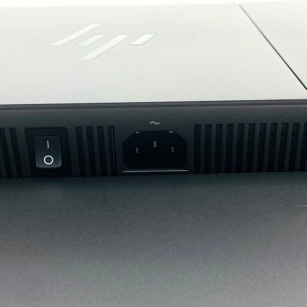 【中古モニター】24インチ メーカー HP 型番 Z24NG2 入力端子 HDMI DVI DisplayPort 解像度 1920x1200 Bランク 中古 液晶 モニター PC ディスプレイ