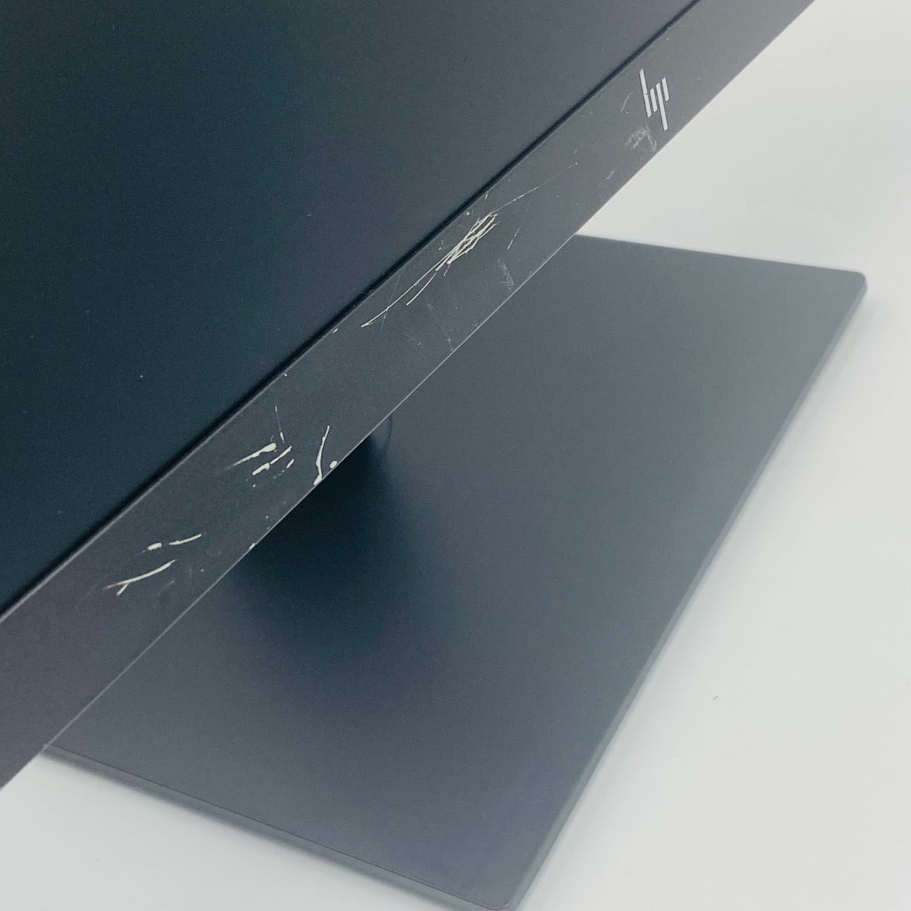 【中古モニター】24インチ メーカー HP 型番 Z24NG2 入力端子 HDMI DVI DisplayPort 解像度 1920x1200 Cランク 中古 液晶 モニター PC ディスプレイ