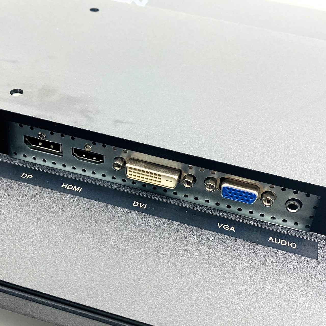 【中古モニター】23.8インチ メーカー PRINCETON 型番 PTFBFE-24W 入力端子 HDMI D-Sub DVI DisplayPort 解像度 1920x1080 Bランク 中古 液晶 モニター PC ディスプレイ