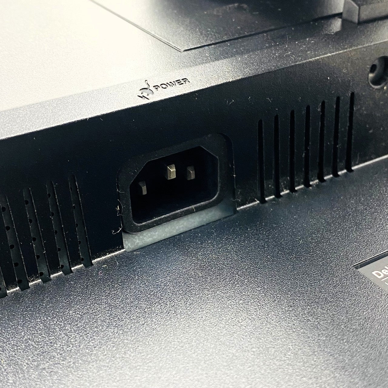 【中古モニター】23インチ メーカー DELL 型番 E2311H 入力端子 D-Sub DVI 解像度 1920x1080 Aランク 中古 液晶 モニター PC ディスプレイ