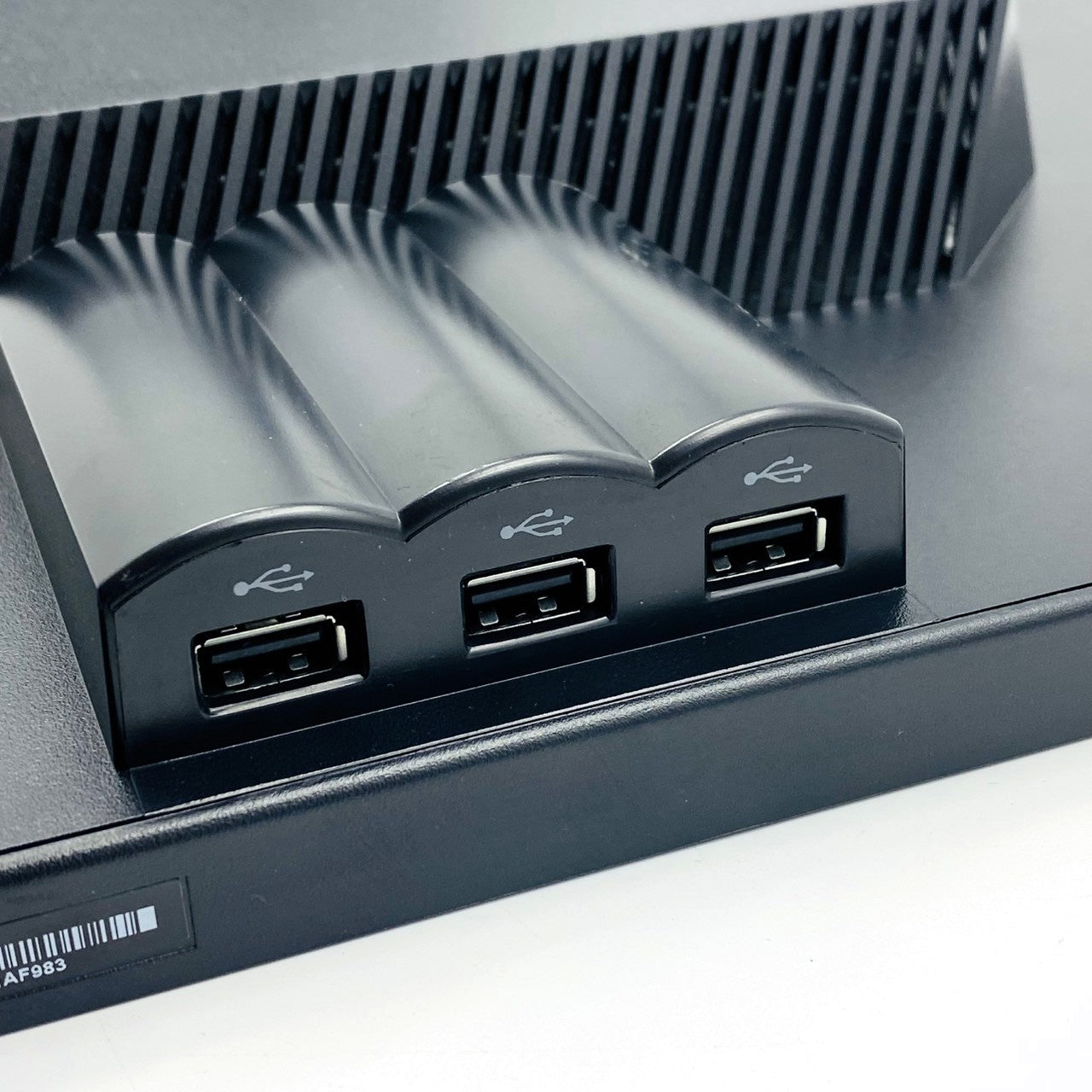 【中古モニター】23インチ メーカー Lenovo 型番 3024-HC1 ThinkVision LT2323p 入力端子D-Sub DVI DisplayPort 解像度 1920x1080 Aランク 中古 液晶 モニター PC ディスプレイ