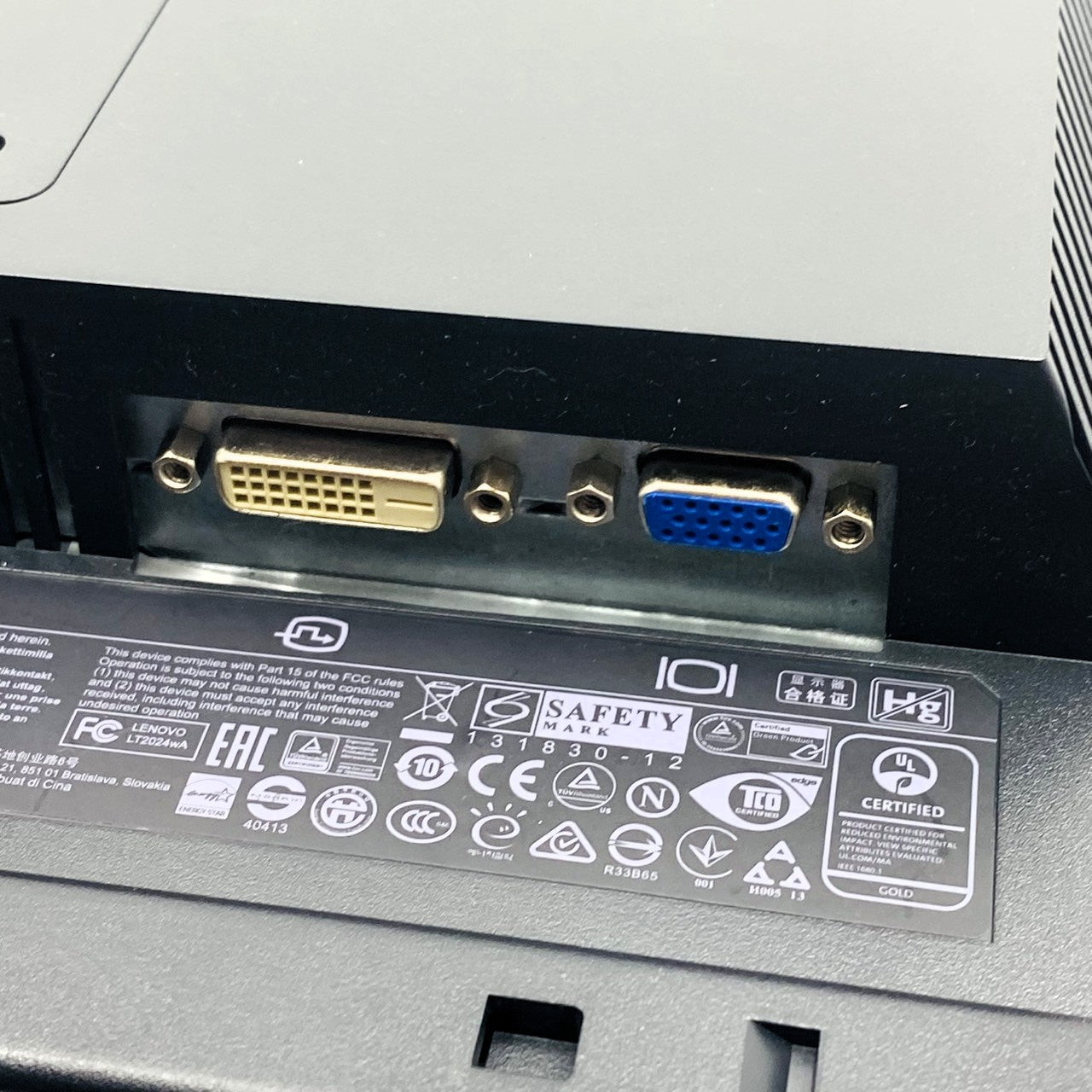 【中古モニター】20インチ メーカー Lenovo 型番 60G5-HAR1-WW 入力端子D-Sub DVI 解像度 1600x900 Cランク 中古 液晶 モニター PC ディスプレイ