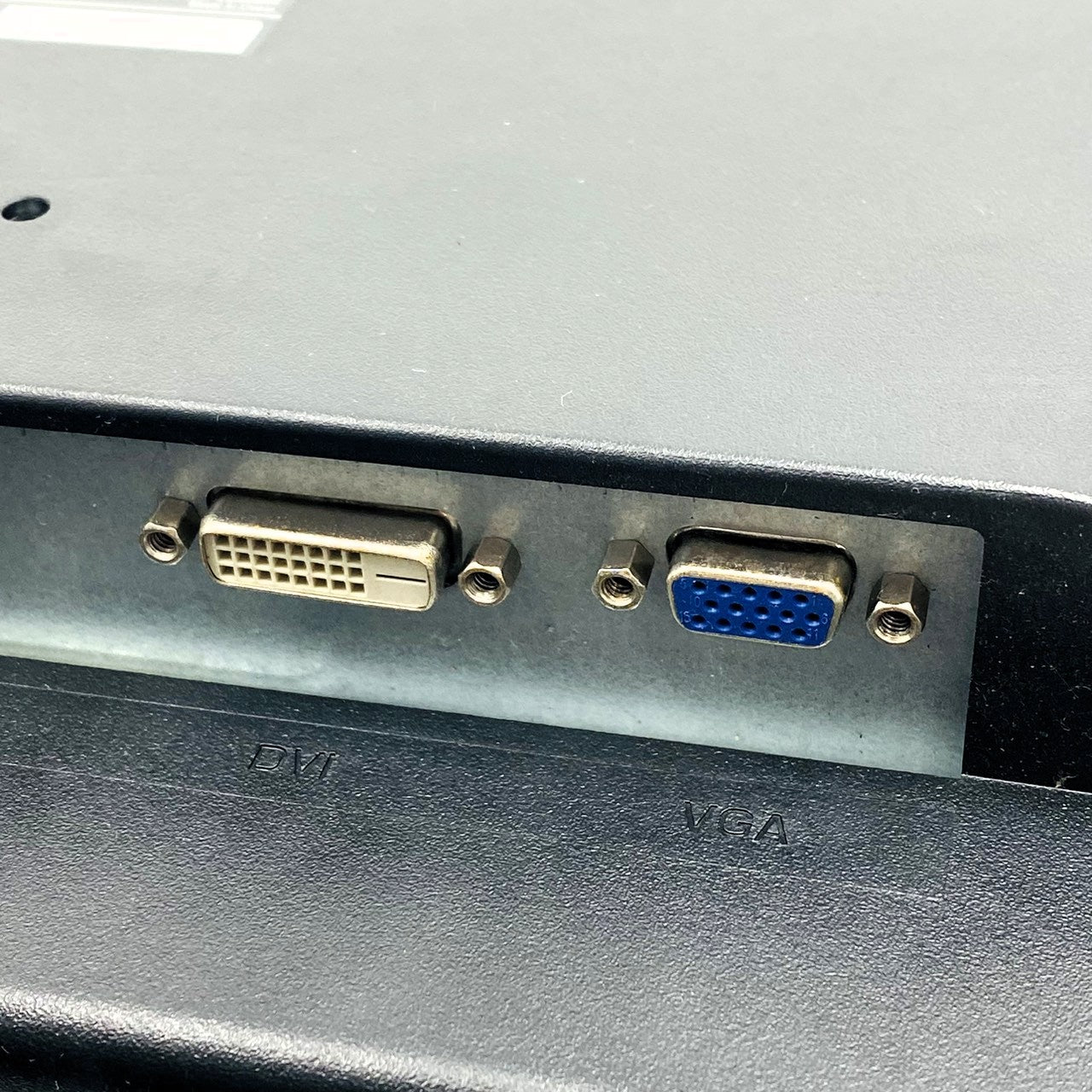 【中古モニター】21.5インチ メーカー PLANAR 型番 PLL2210W 入力端子 DVI D-Sub 解像度 1920x1080 Bランク 中古 液晶 モニター PC ディスプレイ