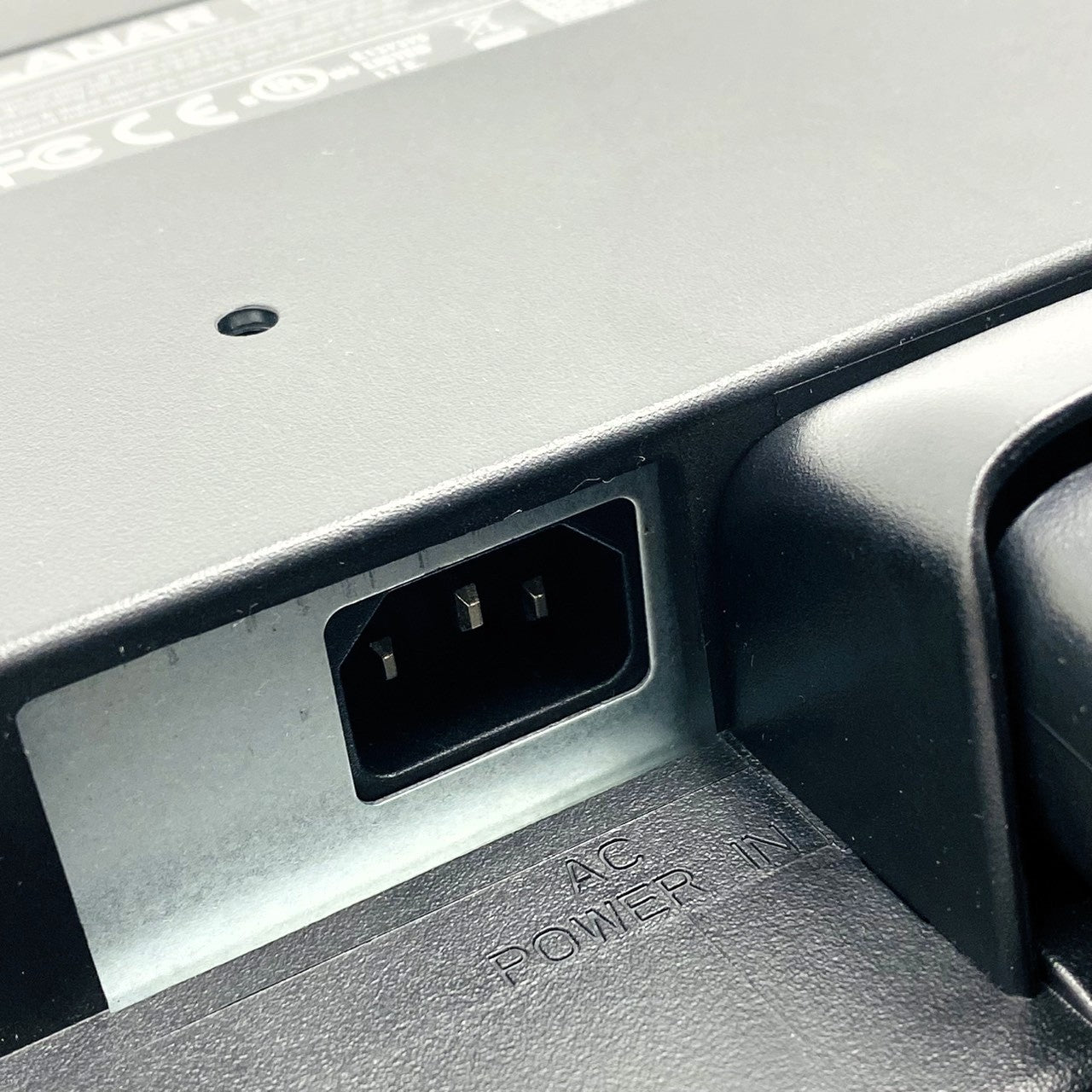 【中古モニター】21.5インチ メーカー PLANAR 型番 PLL2210W 入力端子 DVI D-Sub 解像度 1920x1080 Cランク 中古 液晶 モニター PC ディスプレイ