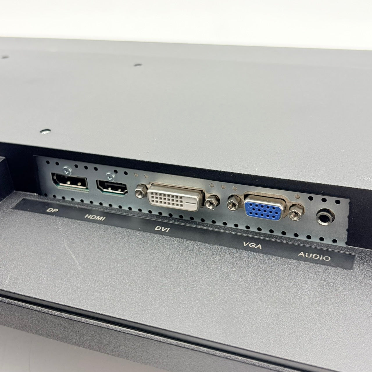 【中古モニター】23.8インチ メーカー PRINCETON 型番 PTFBFE-24W 入力端子 HDMI D-Sub DVI DisplayPort 解像度 1920x1080 Aランク 中古 液晶 モニター PC ディスプレイ