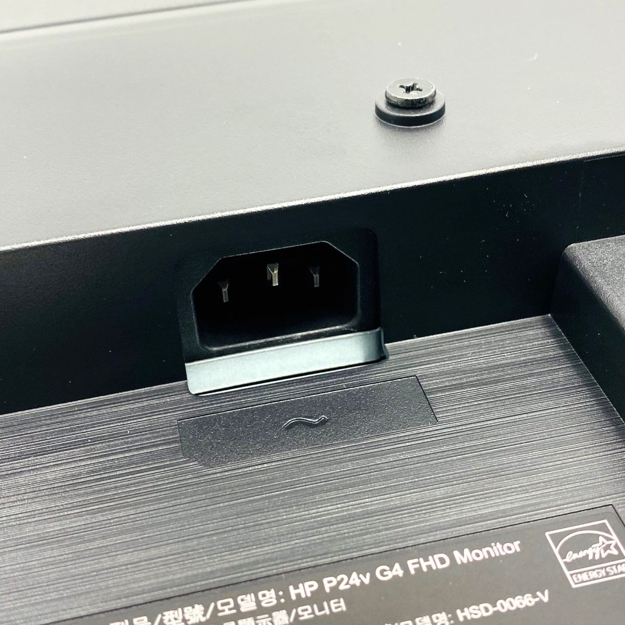 【中古モニター】23.8インチ メーカー HP 型番 P24VG4 入力端子 HDMI D-Sub 解像度 1920x1080 Cランク 中古 液晶 モニター PC ディスプレイ