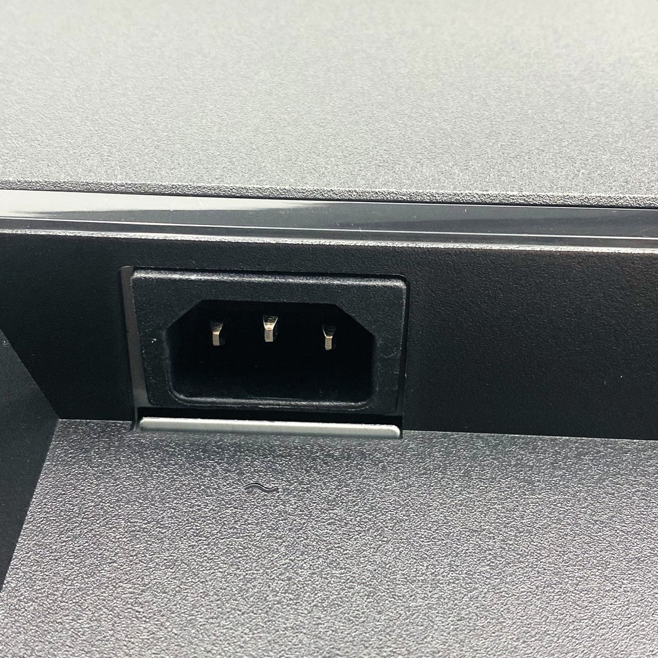 【中古モニター】23.8インチ メーカー HP 型番 P24HG4 入力端子 D-Sub DisplayPort HDMI 解像度 1920x1080 Aランク 中古 液晶 モニター PC ディスプレイ