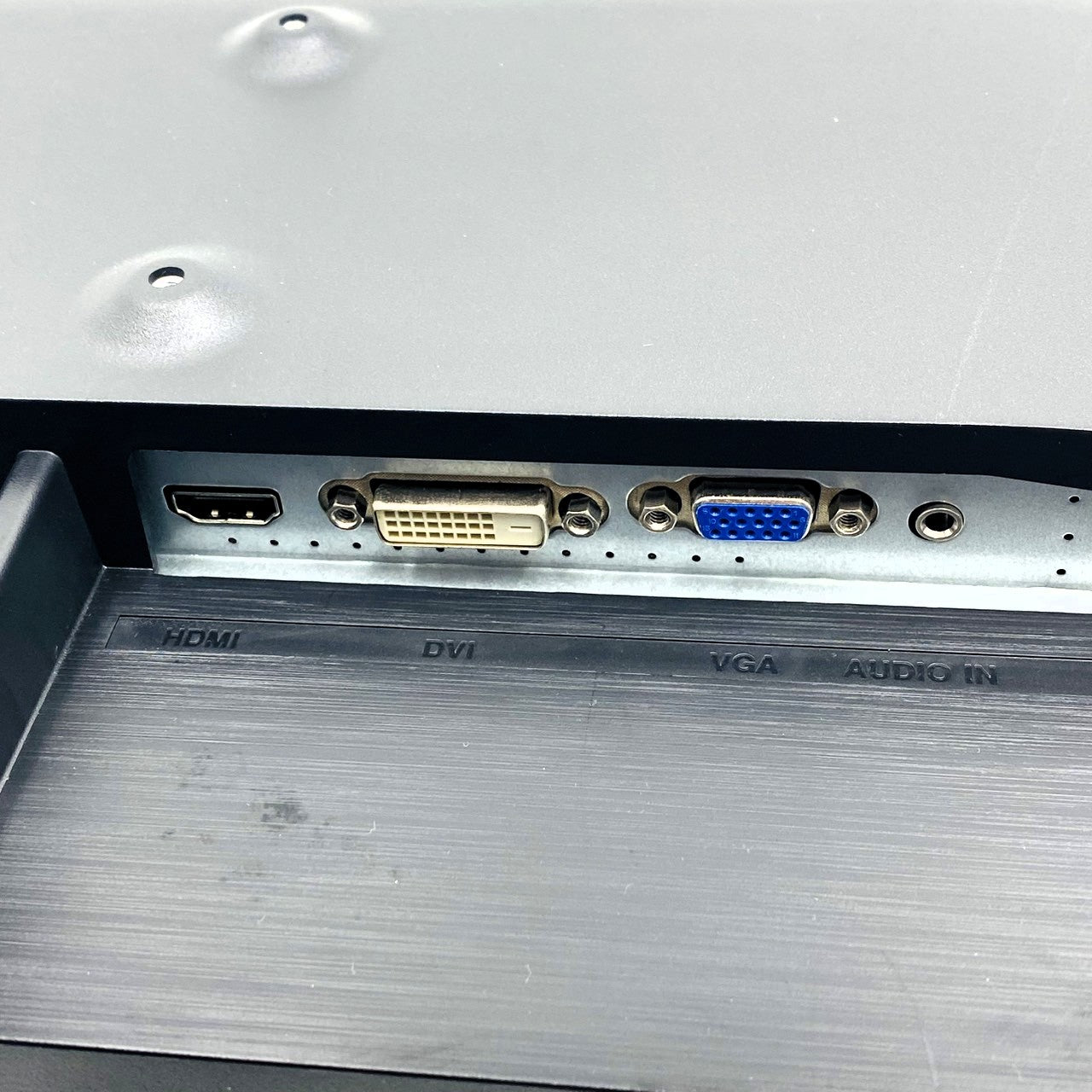【中古モニター】23.6インチ メーカー PRINCETON 型番 PTFBDE-24W 入力端子 HDMI D-Sub DVI 解像度 1920x1080 Cランク 中古 液晶 モニター PC ディスプレイ