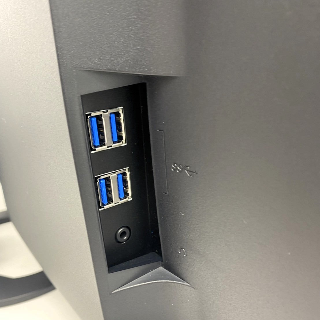 【中古モニター】37.5インチ メーカー EIZO 型番 FlexScan EV3895 入力端子 HDMI DisplayPort USBType-C 解像度 3840x1600 Cランク 中古 液晶 モニター PC ディスプレイ