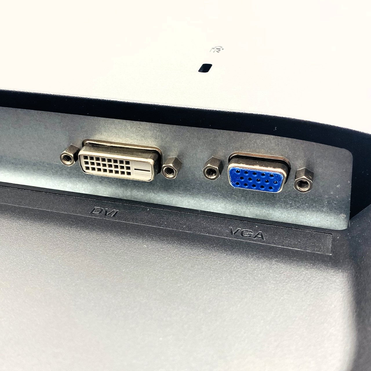 【中古モニター】23.8インチ メーカー I-O DATA 型番 LCD-AD243EDSB 入力端子 D-Sub DVI 解像度 1920x1080 Aランク 中古 液晶 モニター PC ディスプレイ