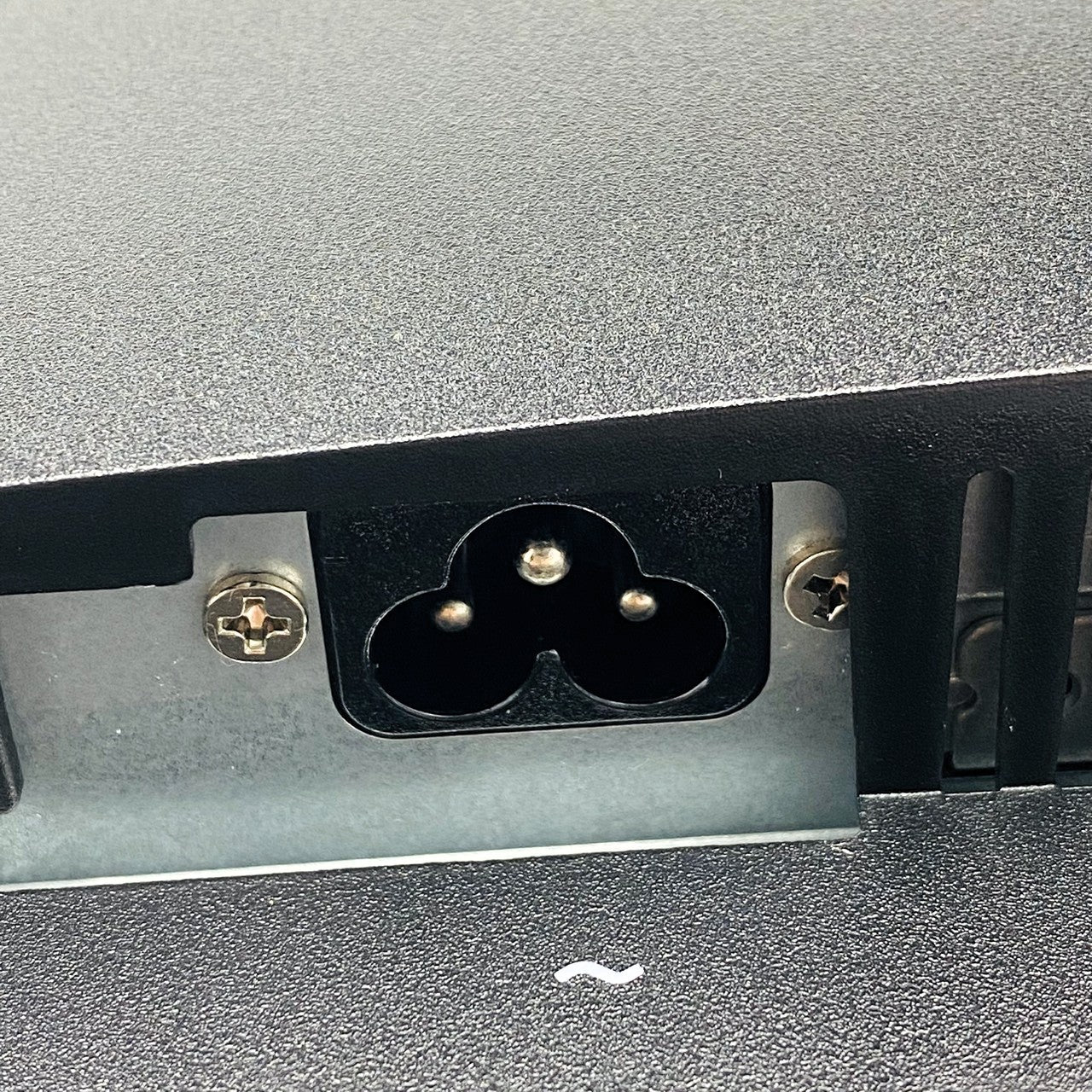 【中古モニター】24インチ メーカー HP 型番 Z24N 入力端子 DVI HDMI DisplayPort  解像度 1920x1200 Bランク 中古 液晶 モニター PC ディスプレイ