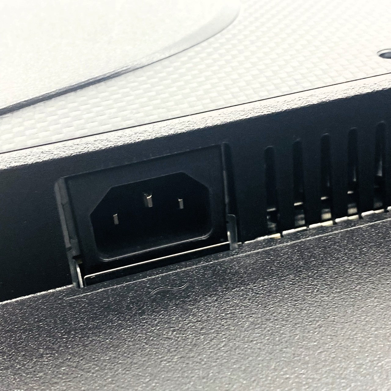 【中古モニター】21.5インチ メーカー iiyama 型番 E2282HS-GB1 入力端子 HDMI D-Sub DVI 解像度 1920×1080 Bランク 中古 液晶 モニター PC ディスプレイ