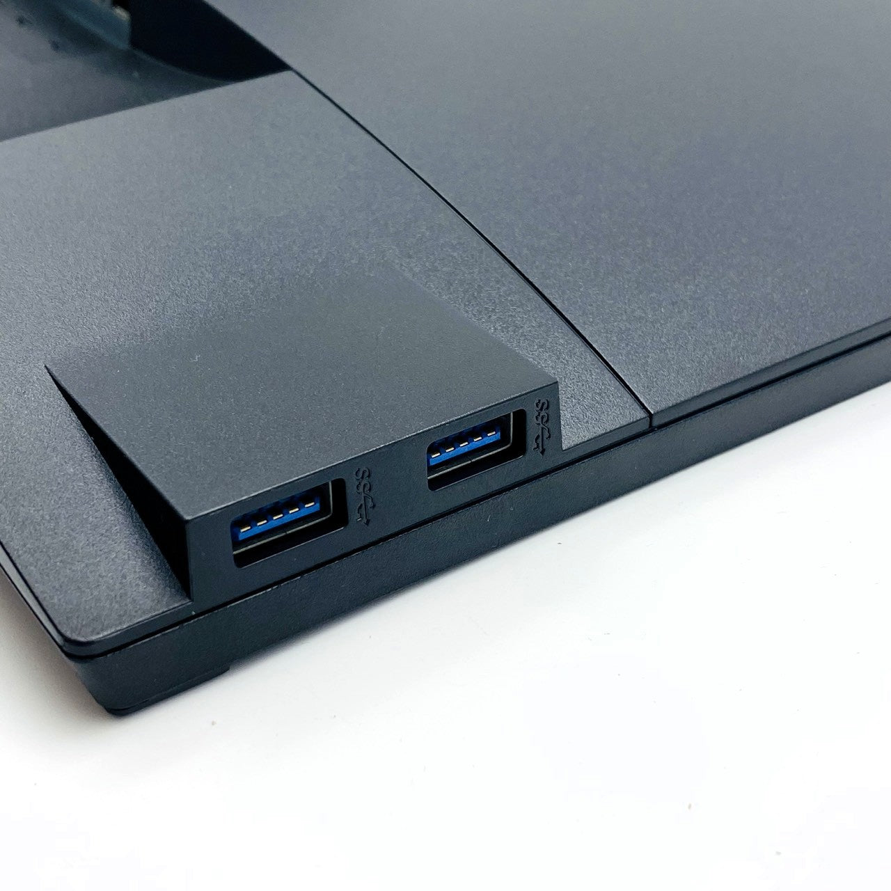 【中古モニター】23.8インチ メーカー DELL 型番 P2419H 入力端子 D-Sub HDMI DisplayPort 解像度 1920x1080 Bランク 中古 液晶 モニター PC ディスプレイ