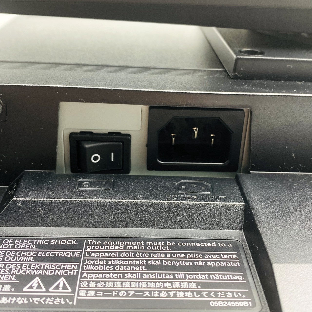 【中古モニター】23インチ メーカー EIZO 型番 EV2316W 入力端子 D-Sub DVI DisplayPort 解像度 1920x1080 Bランク 中古 液晶 モニター PC ディスプレイ