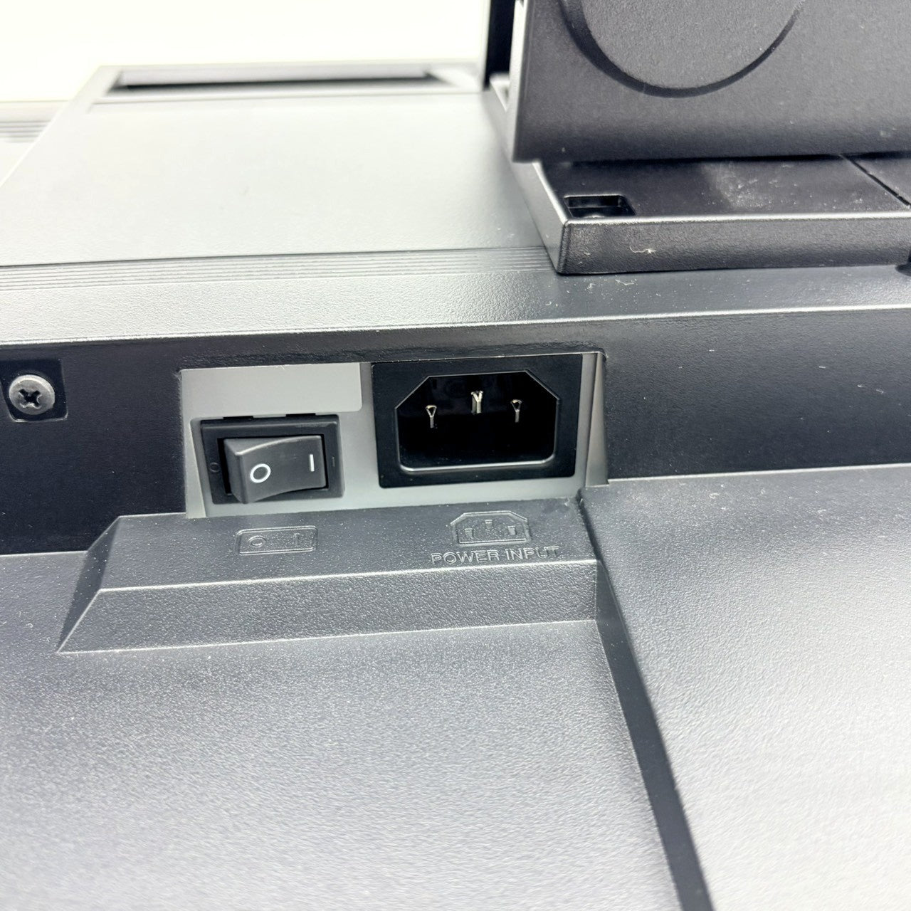 【中古モニター】24.1インチ メーカー EIZO 型番 EV2436W 入力端子 D-Sub DVI DisplayPort 解像度 1920x1200 Cランク 中古 液晶 モニター PC ディスプレイ