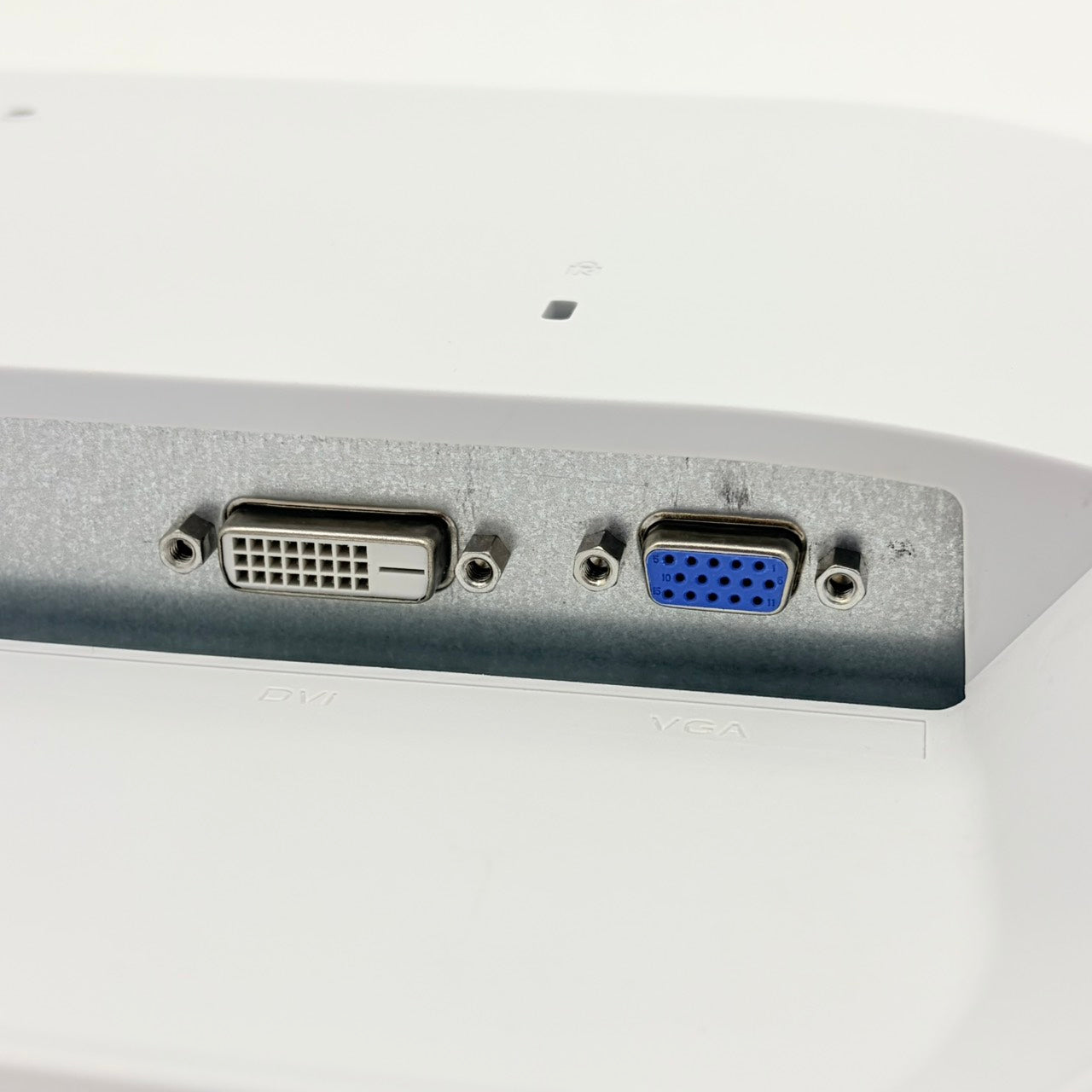 【中古モニター】23.8インチ メーカー I-ODATA 型番 LCD-AD243EDSW 入力端子 DVI D-Sub 解像度 1920x1080  Cランク 中古 液晶 モニター PC ディスプレイ