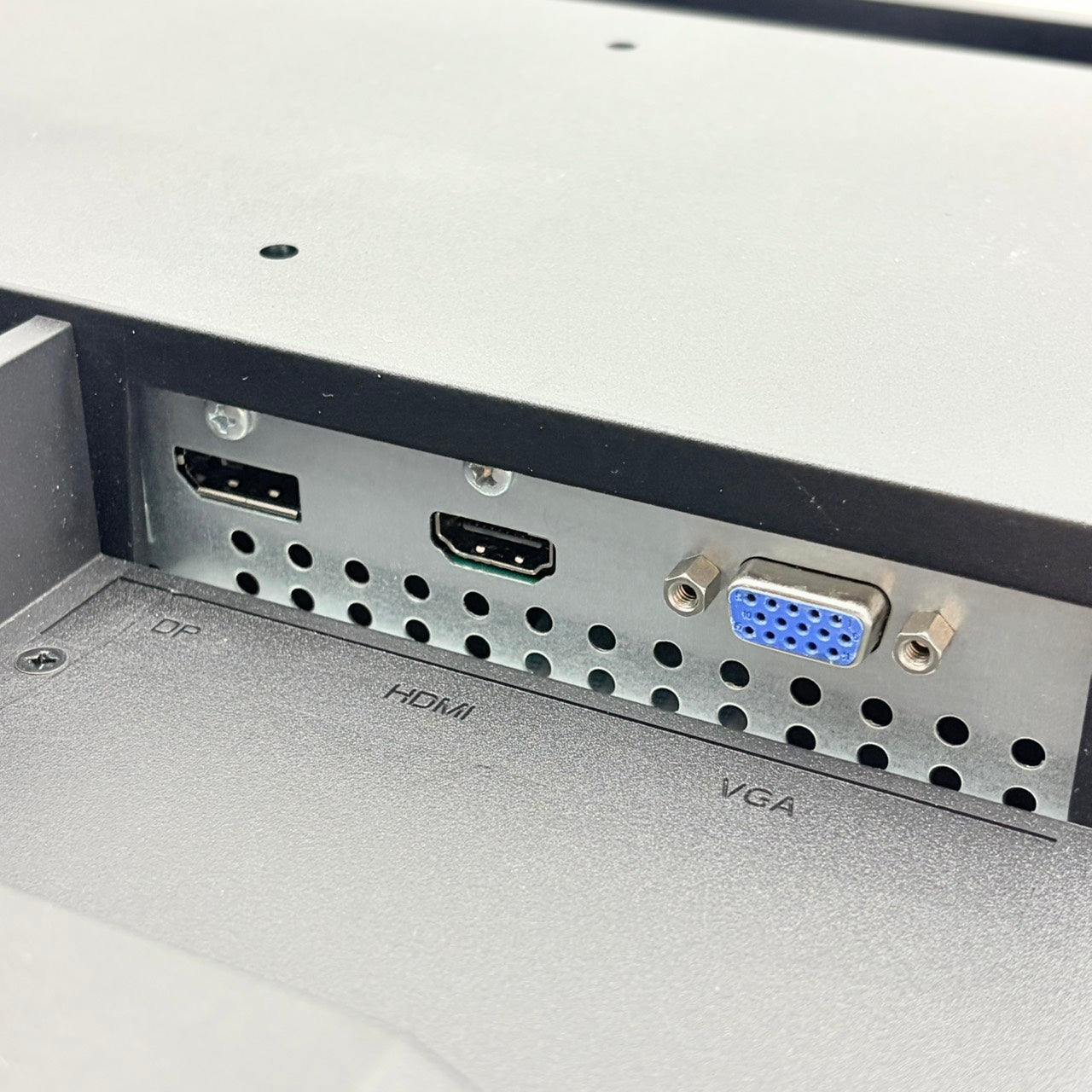 【中古モニター】23.8インチ メーカー I-ODATA 型番 LCD-DF241EDB 入力端子 HDMI D-Sub Displayport 解像度 1920x1080 Cランク 中古 液晶 モニター PC ディスプレイ