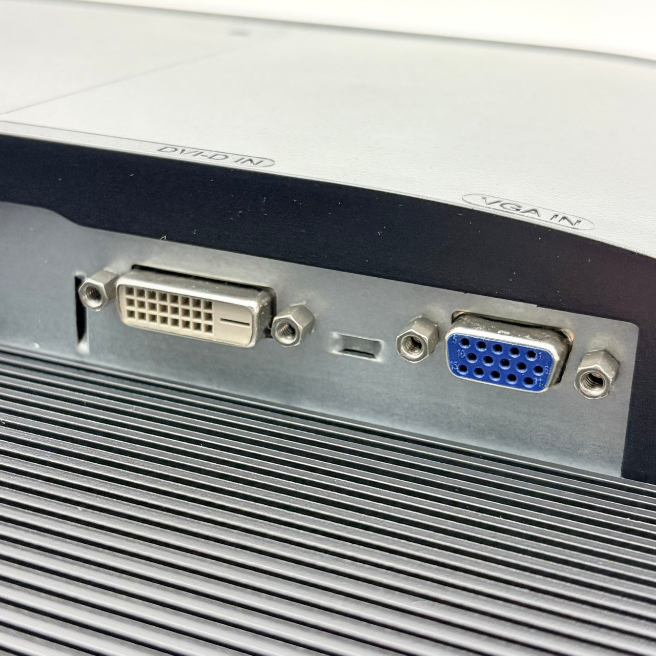 【中古モニター】21.5インチ メーカー Acer 型番 V226HQL 入力端子 D-Sub DVI 解像度 1920x1080 Cランク 中古 液晶 モニター PC ディスプレイ