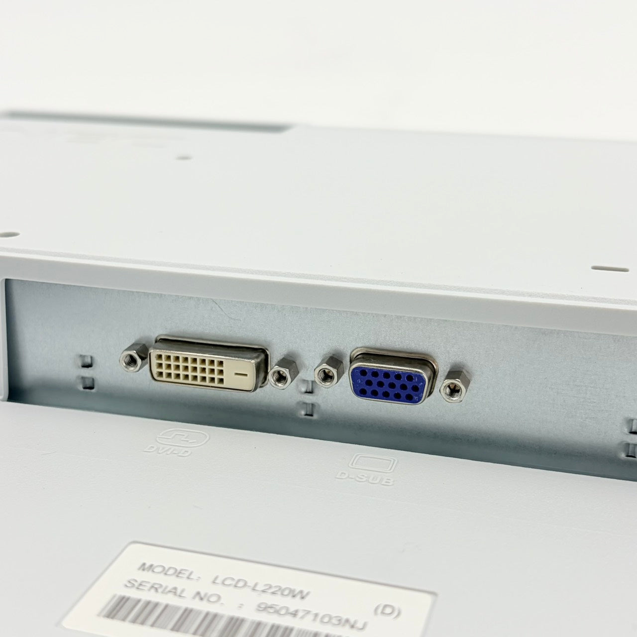 【中古モニター】21.5インチ メーカー NEC 型番 LCD-L220W 入力端子 D-Sub DVI 解像度 1920x1080 Cランク 中古 液晶 モニター PC ディスプレイ