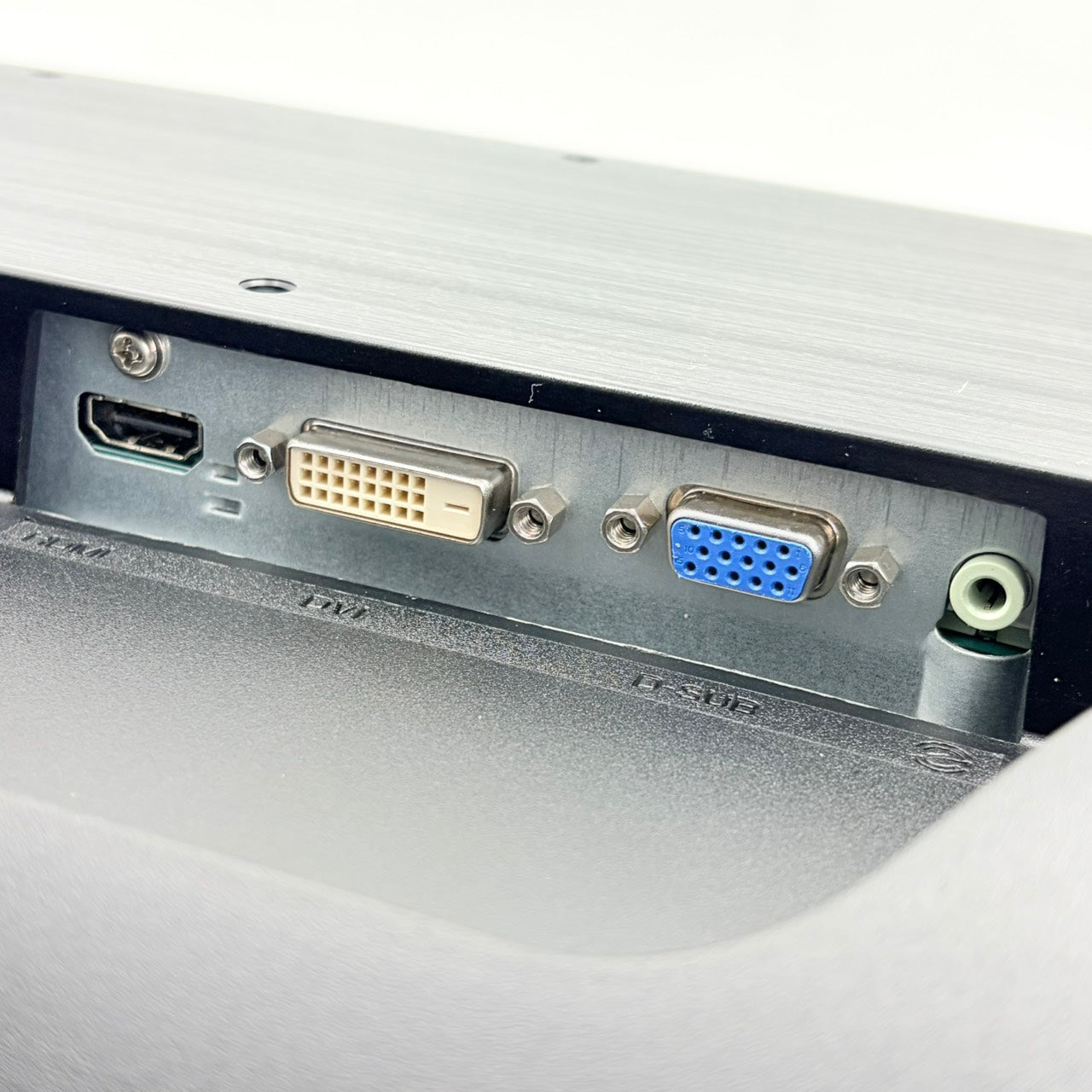 【中古モニター】23インチ メーカー iiyama 型番 XU2390HS-B5 入力端子 HDMI D-Sub DVI 解像度 1920x1080 Cランク 中古 液晶 モニター PC ディスプレイ