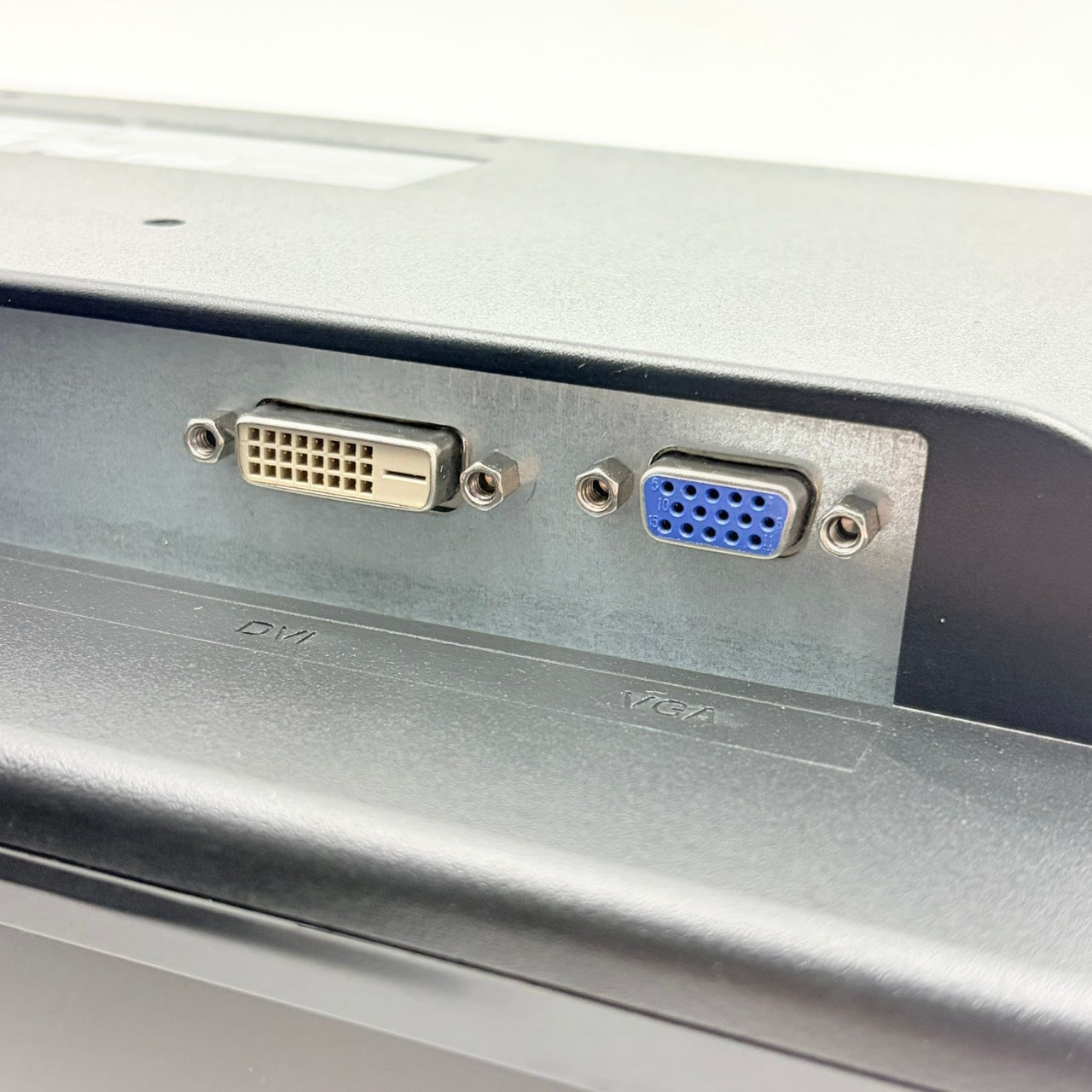 【中古モニター】21.5インチ メーカー I-O DATA 型番 LCD-AD222EB 入力端子 D-Sub DVI 解像度 1920x1080 Cランク 中古 液晶 モニター PC ディスプレイ