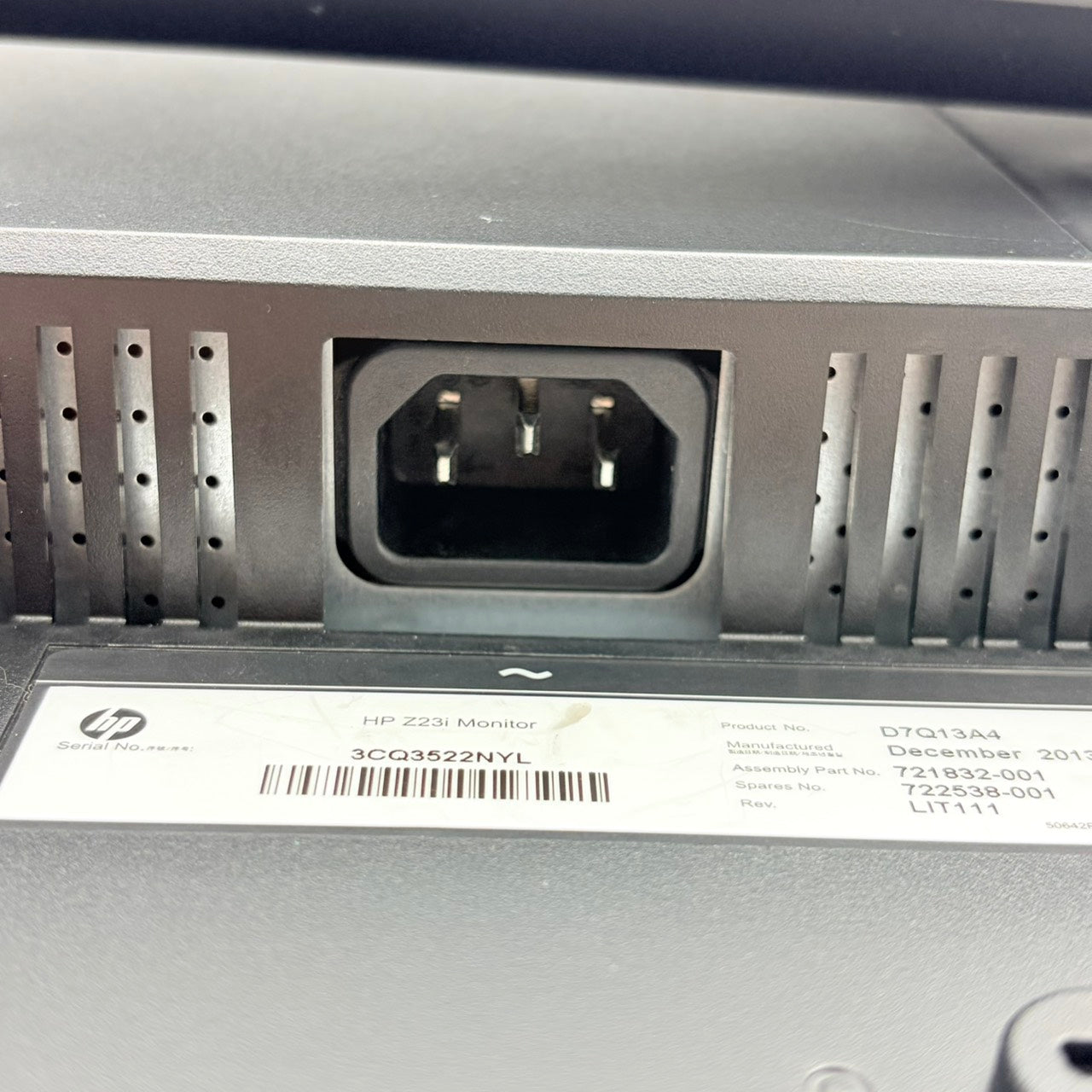 【中古モニター】23インチ メーカー HP 型番 Z23i 入力端子 D-Sub DVI Displayport 解像度 1920x1080 Cランク 中古 液晶 モニター PC ディスプレイ