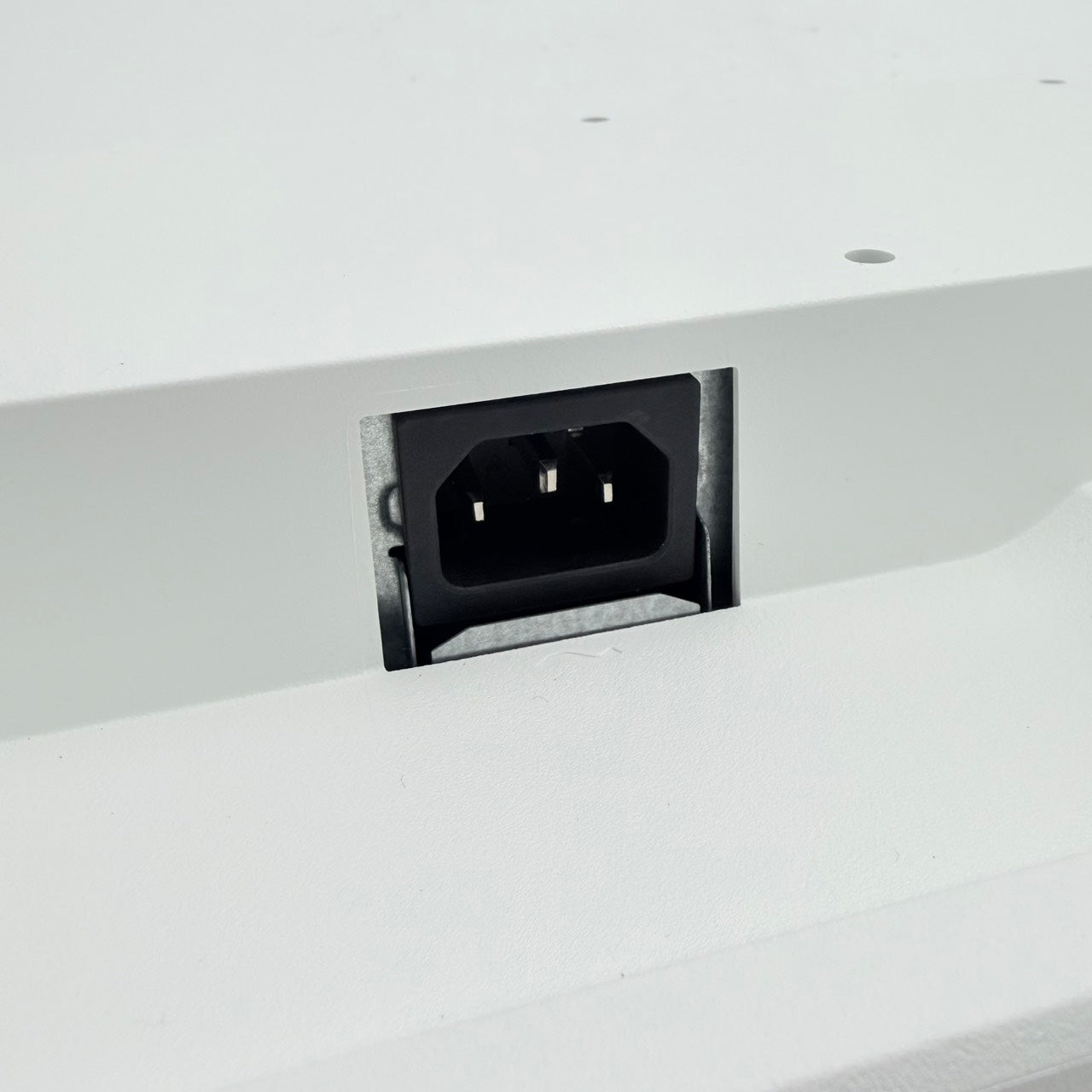 中古モニター】21.5インチ メーカー PHILIPS 型番 223V5LHSW/11 入力