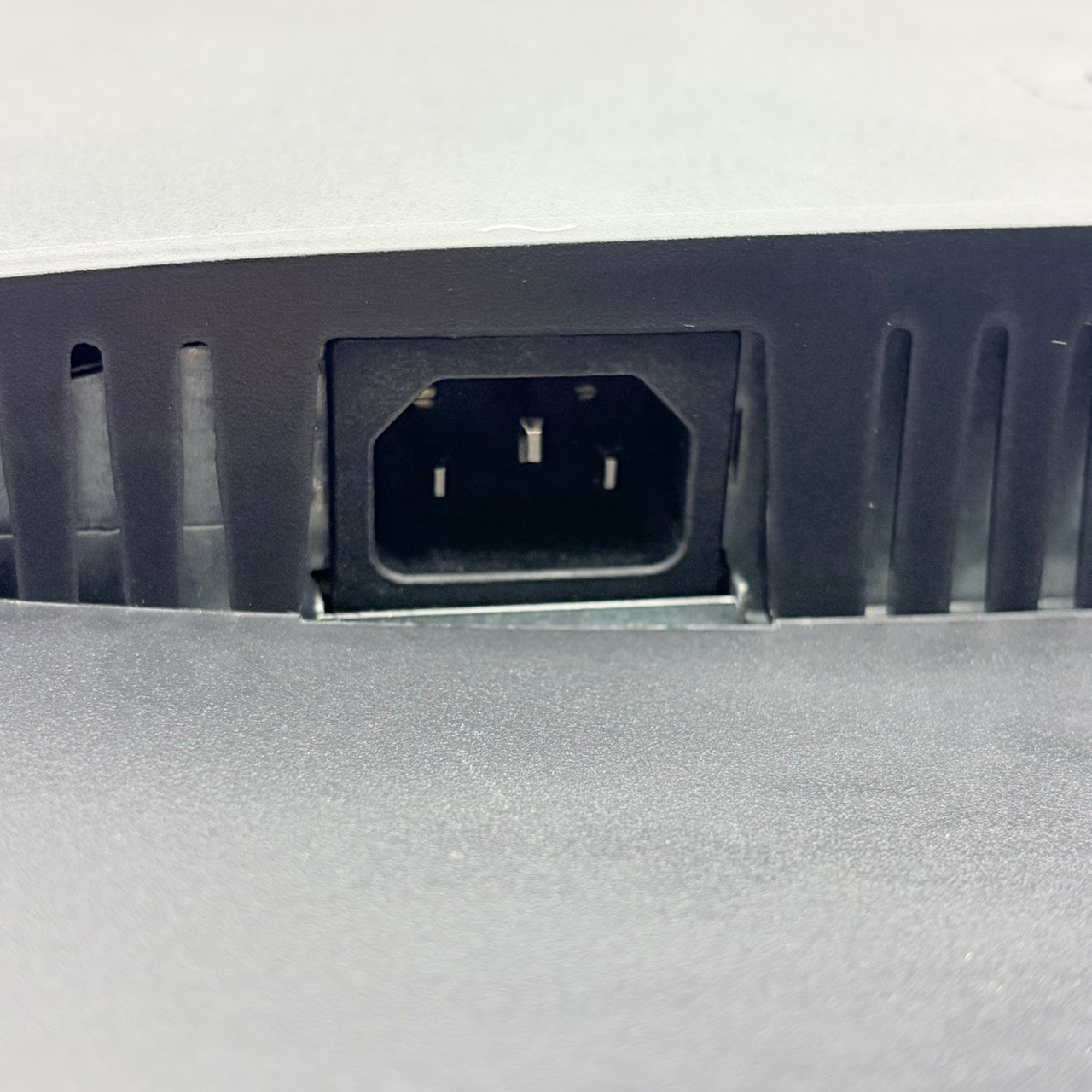 【中古モニター】21.5インチ メーカー PHILIPS 型番 223V7QJAB/11 入力端子 HDMI D-Sub Displayport 解像度 1920x1080 Cランク 中古 液晶 モニター PC ディスプレイ