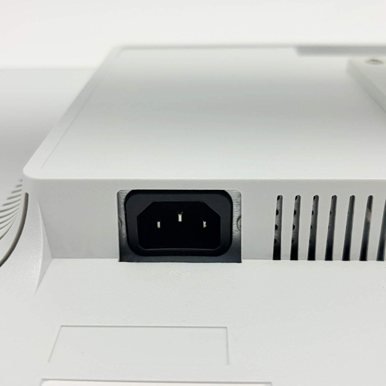 【中古モニター】23.8インチ メーカー NEC 型番 LCD-E241N-2 入力端子 HDMI D-Sub DisplayPort 解像度 1920×1080 Cランク 中古 液晶 モニター PC ディスプレイ