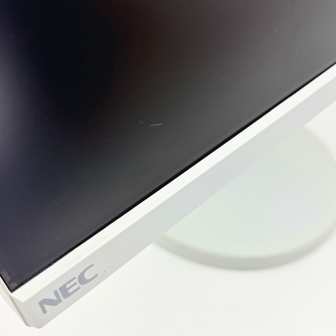 【中古モニター】23.8インチ メーカー NEC 型番 LCD-E241N-2 入力端子 HDMI D-Sub DisplayPort 解像度 1920×1080 Cランク 中古 液晶 モニター PC ディスプレイ