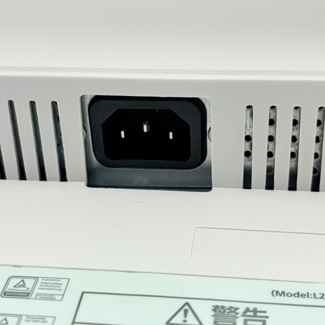 【中古モニター】23インチ メーカー NEC 型番 LCD-E233WM 入力端子 D-Sub DVI DisplayPort 解像度 1920×1080 Cランク 中古 液晶 モニター PC ディスプレイ