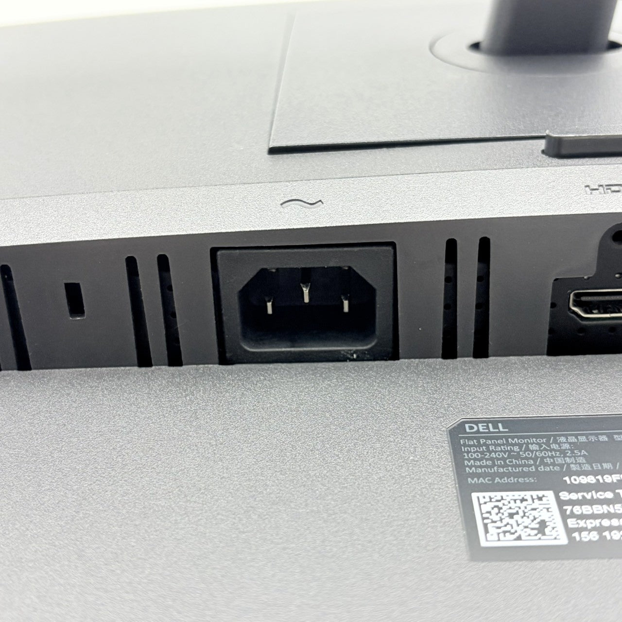 【中古モニター】27インチ メーカー DELL 型番 P2723QE 入力端子 HDMI DisplayPort USB Type-C 解像度 3840×2160 Aランク 中古 液晶 モニター PC ディスプレイ