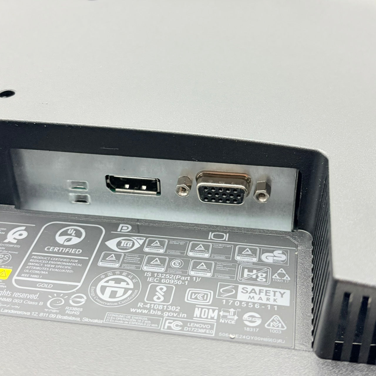 【中古モニター】23.8インチ メーカー Lenovo 型番 61B7-JAR6-WW 入力端子 D-Sub DisplayPort 解像度 1920x1080 Cランク 中古 液晶 モニター PC ディスプレイ