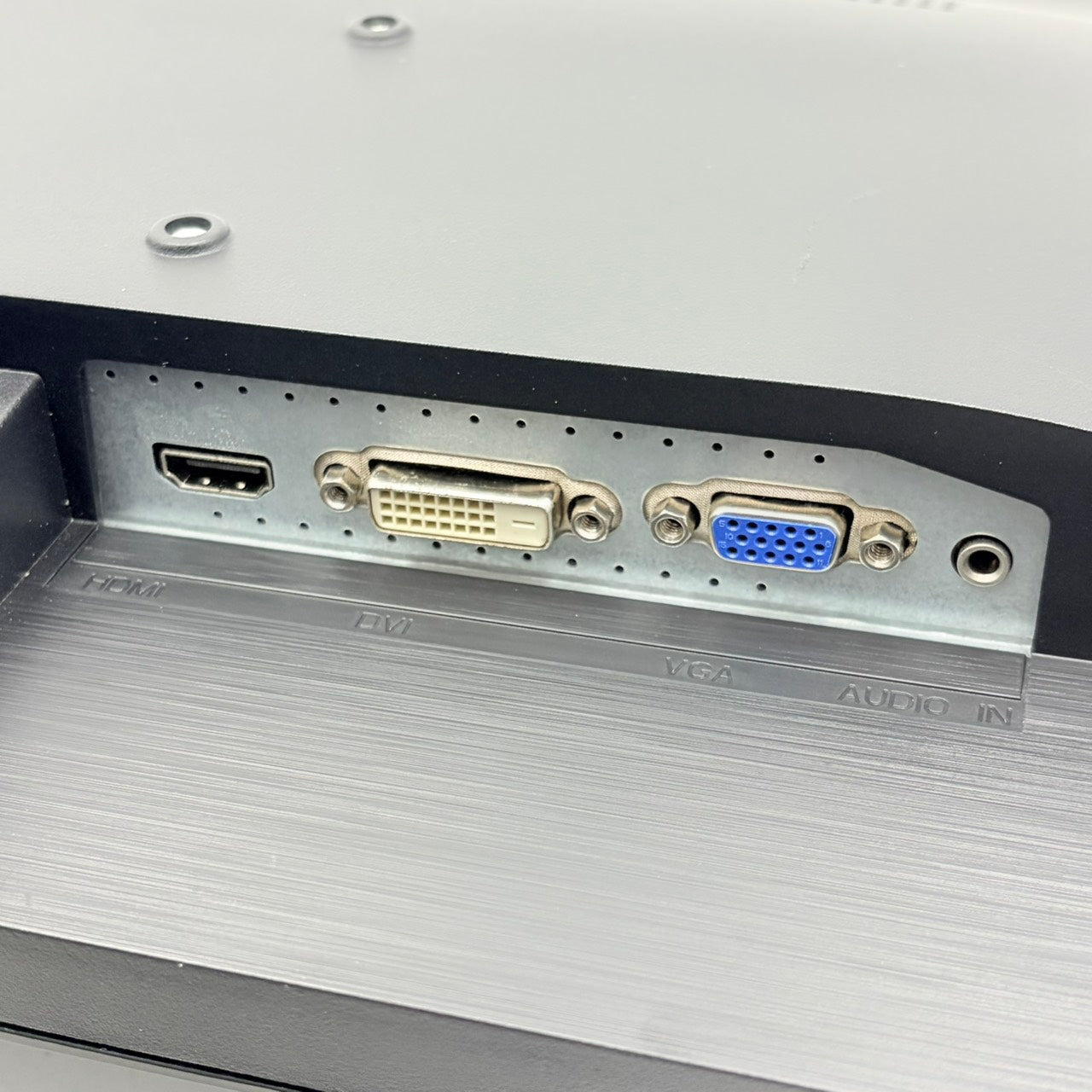 【中古モニター】21.5インチ メーカー PRINCETON 型番 PTFBDE-22W 入力端子 HDMI D-Sub DVI 解像度 1920x1080 Aランク 中古 液晶 モニター PC ディスプレイ