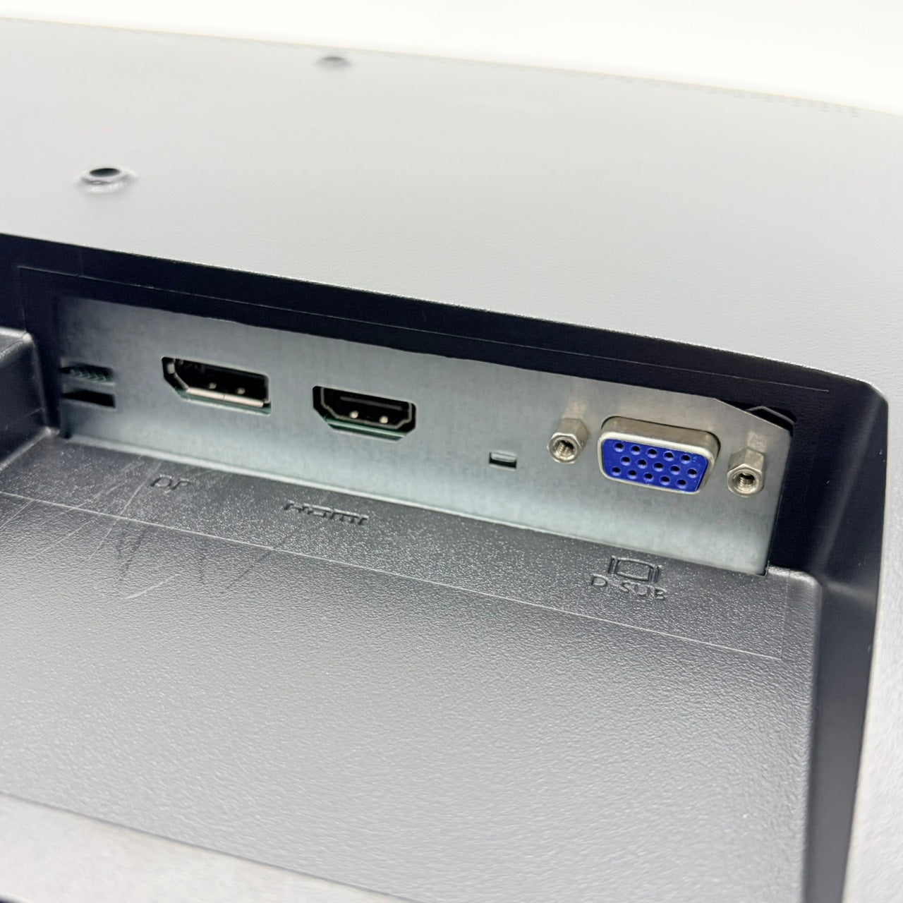 中古モニター】24インチ メーカー iiyama 型番 E2483HS-B3 入力端子