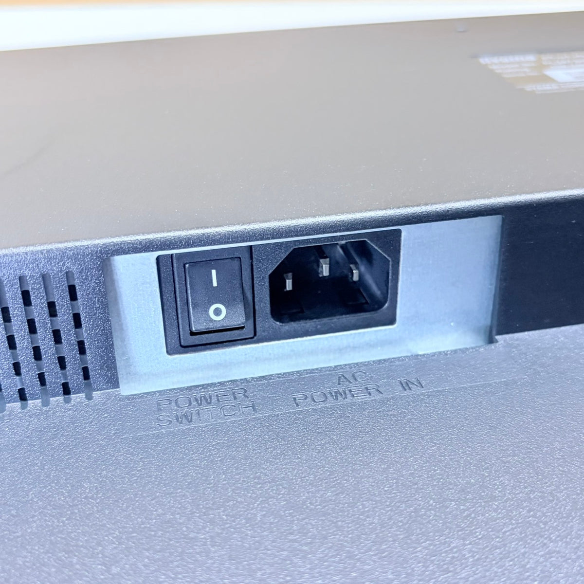 【中古モニター】23.6インチ メーカー iiyama 型番 E2473HS 入力端子 D-Sub DVI HDMI 解像度 1920x1080 Bランク 中古 液晶 モニター PC ディスプレイ