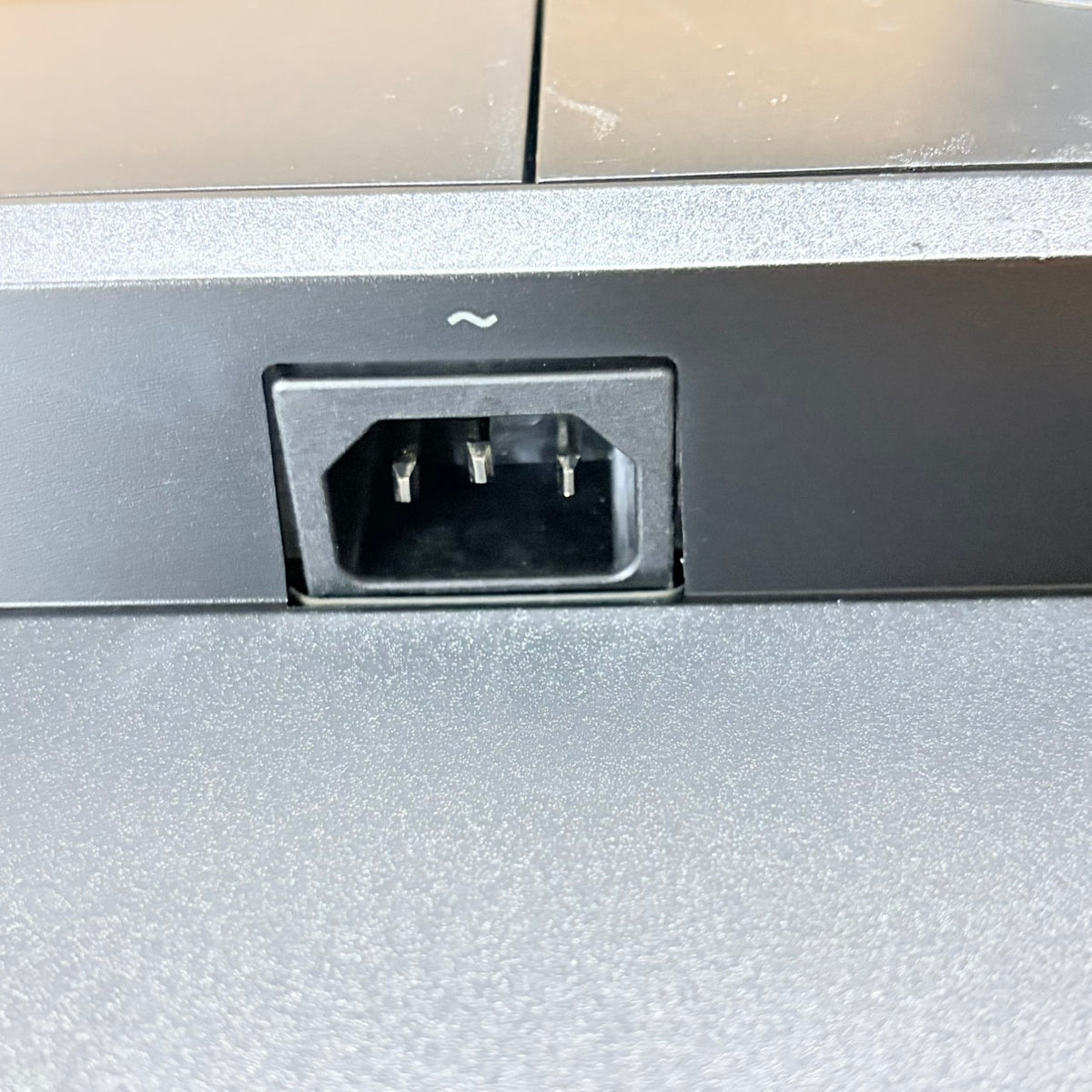 【中古モニター】24インチ メーカー HP 型番 E24iG4 入力端子 D-Sub HDMI Displayport 解像度 1920x1200 Cランク 中古 液晶 モニター PC ディスプレイ