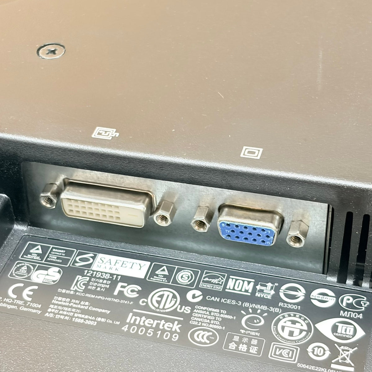 【中古モニター】21.5インチ メーカー HP 型番 P221 入力端子 D-Sub DVI  解像度 1920x1080 Aランク 中古 液晶 モニター PC ディスプレイ