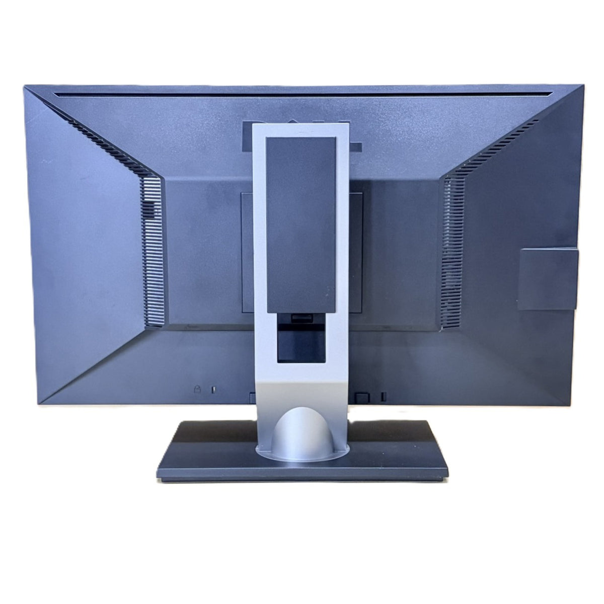 【中古モニター】24インチ メーカー DELL 型番 P2411H 入力端子 D-Sub DVI 解像度 1920x1080 Cランク 中古 液晶 モニター PC ディスプレイ