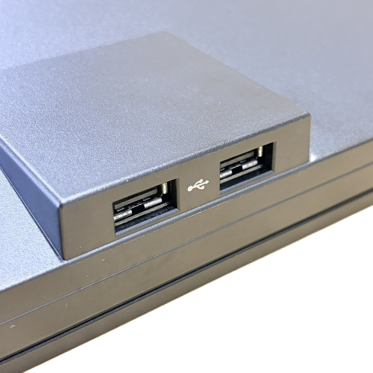 【中古モニター】24インチ メーカー DELL 型番 P2411H 入力端子 D-Sub DVI 解像度 1920x1080 Cランク 中古 液晶 モニター PC ディスプレイ