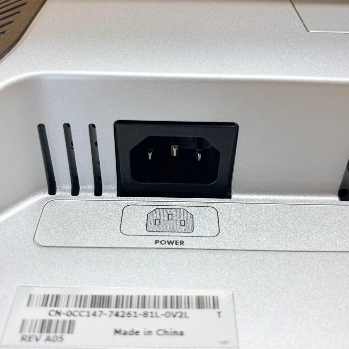 【中古モニター】20.1インチ メーカー DELL 型番 2007FPB 入力端子 D-Sub DVI 解像度 1600x1200 Bランク 中古 液晶 モニター PC ディスプレイ